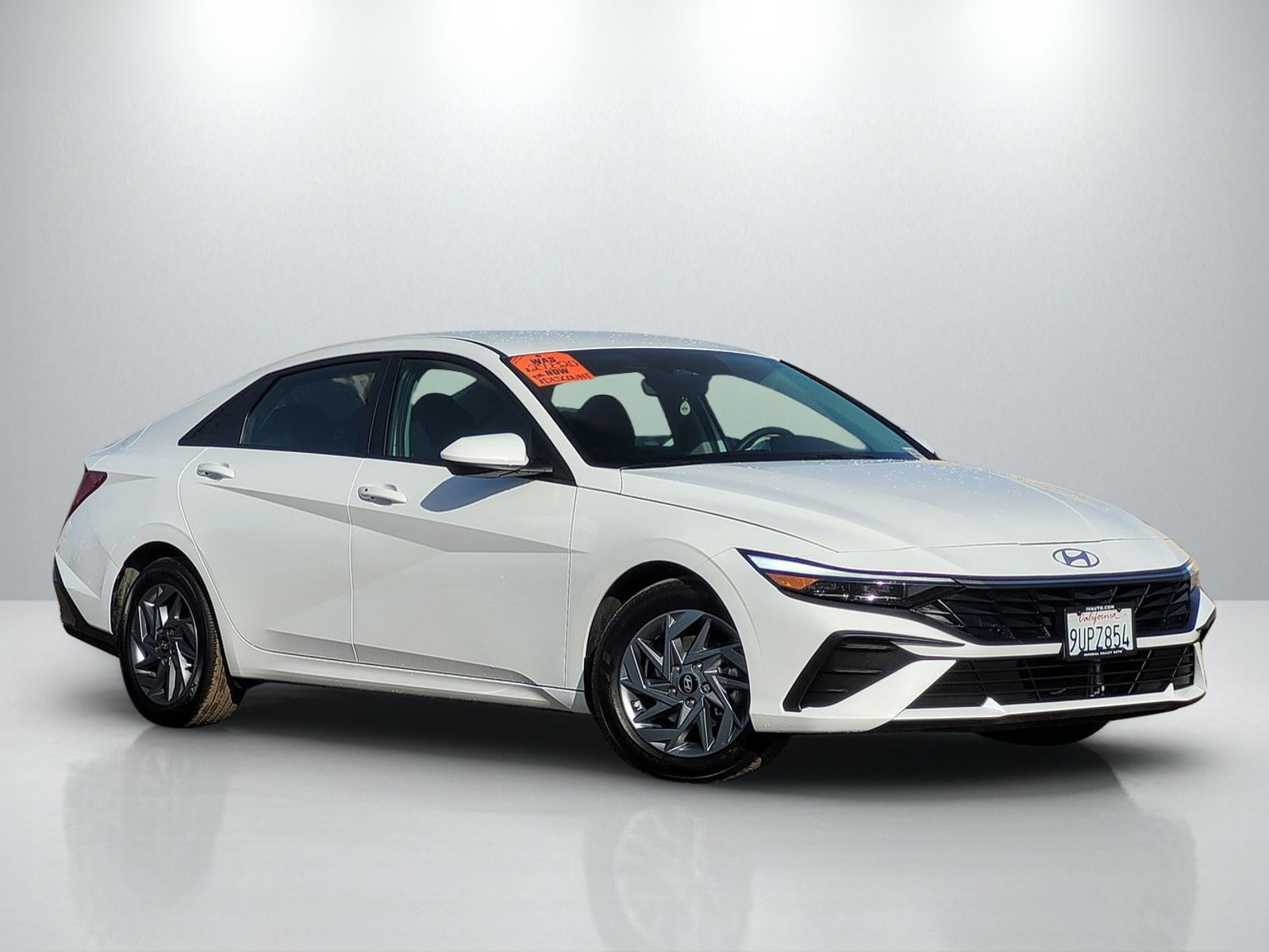 2025 Hyundai Elantra Blue