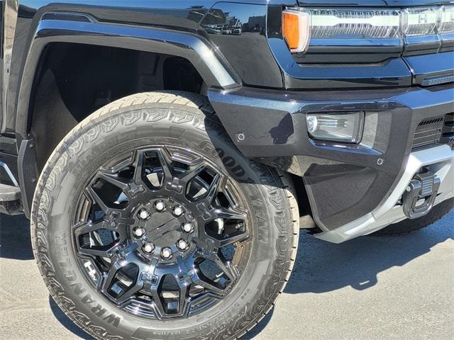 Used 2025 GMC HUMMER EV 2X with VIN 1GKB0NDEXSU106337 for sale in El Centro, CA