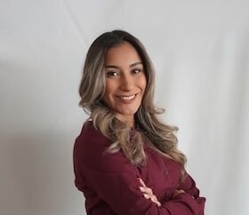 Staff member Belen Flores from ID_301d5b