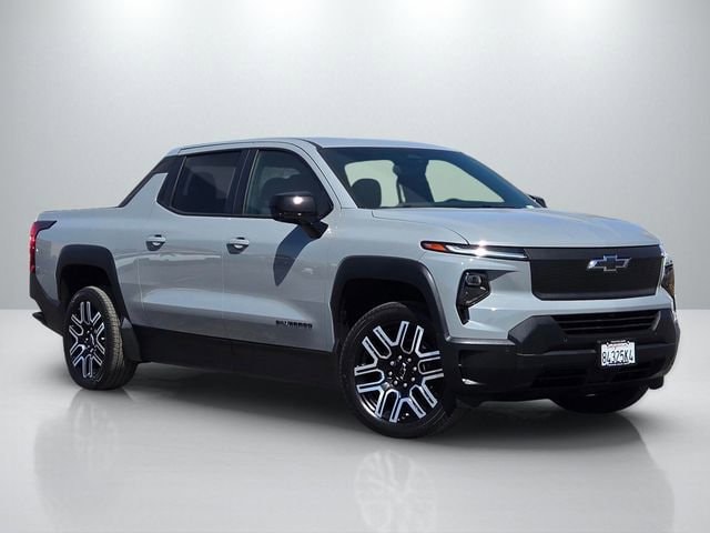 2026 Chevrolet Silverado EV Truck Crew Cab 