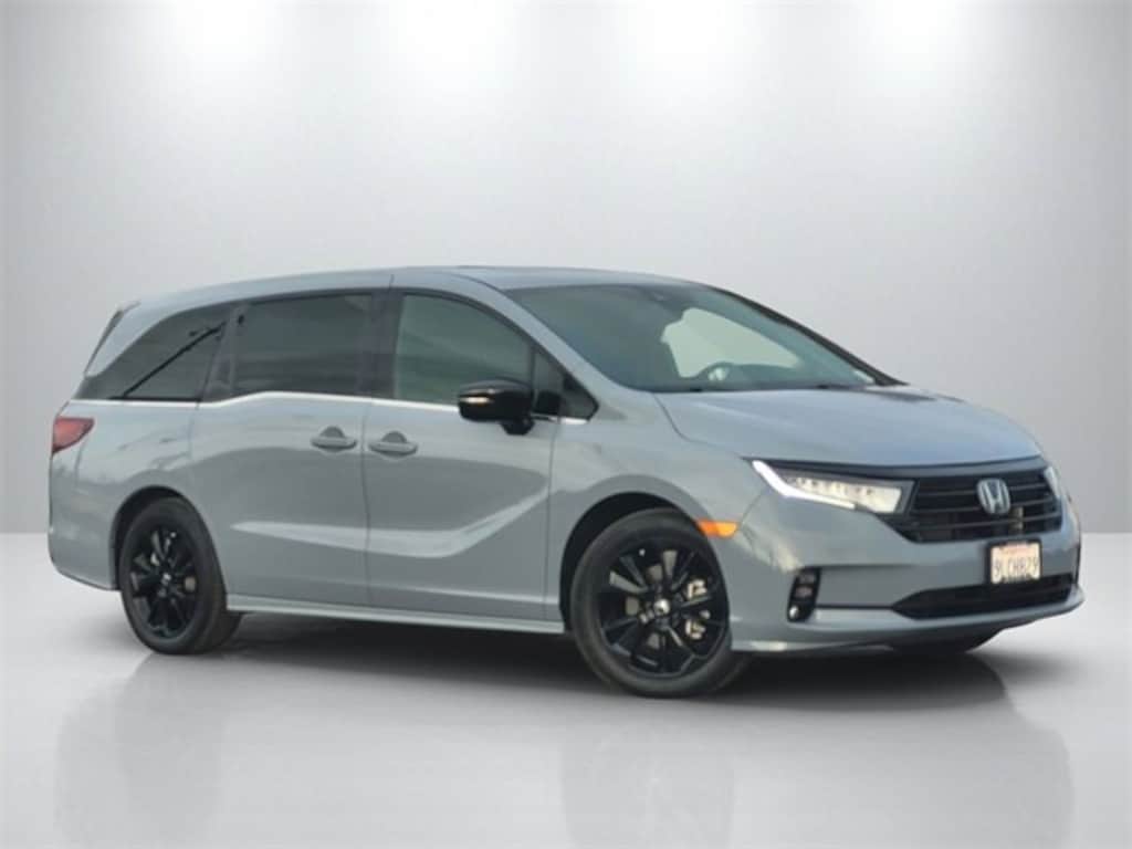 Used 2024 Honda Odyssey Sport Van