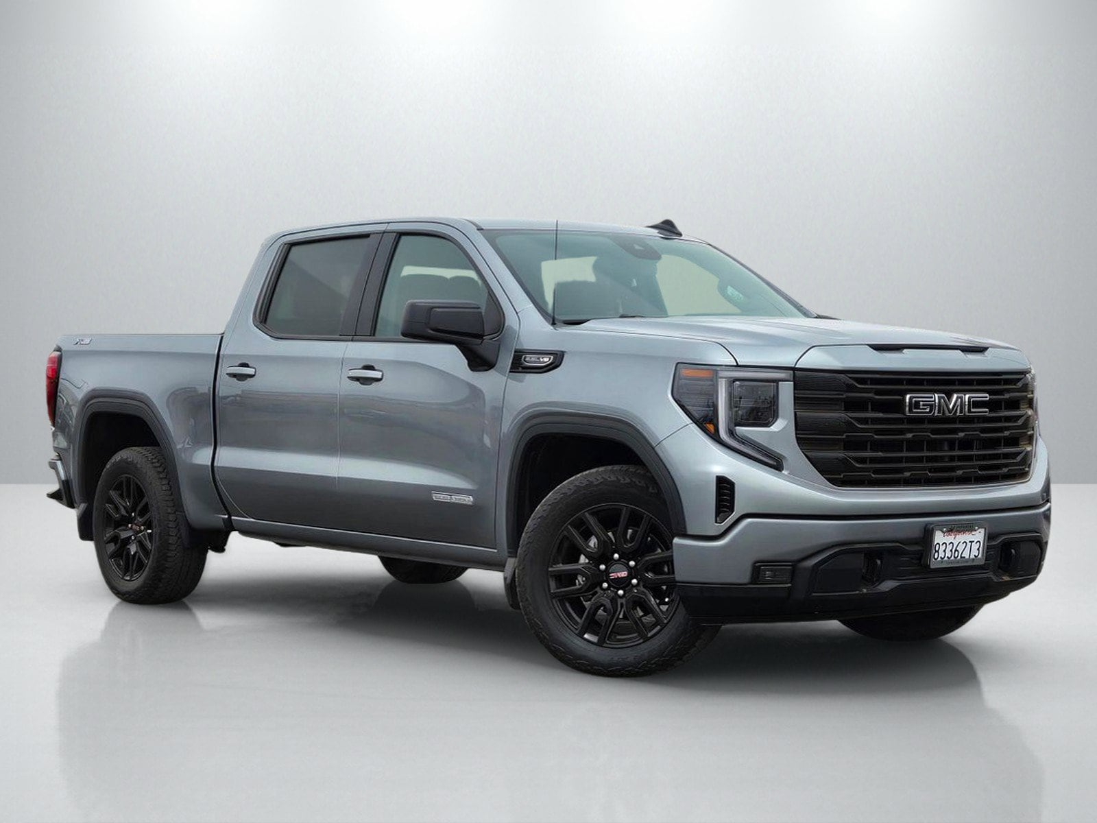 2023 GMC Sierra 4WD Crew Cab Short Box Elevation's photo