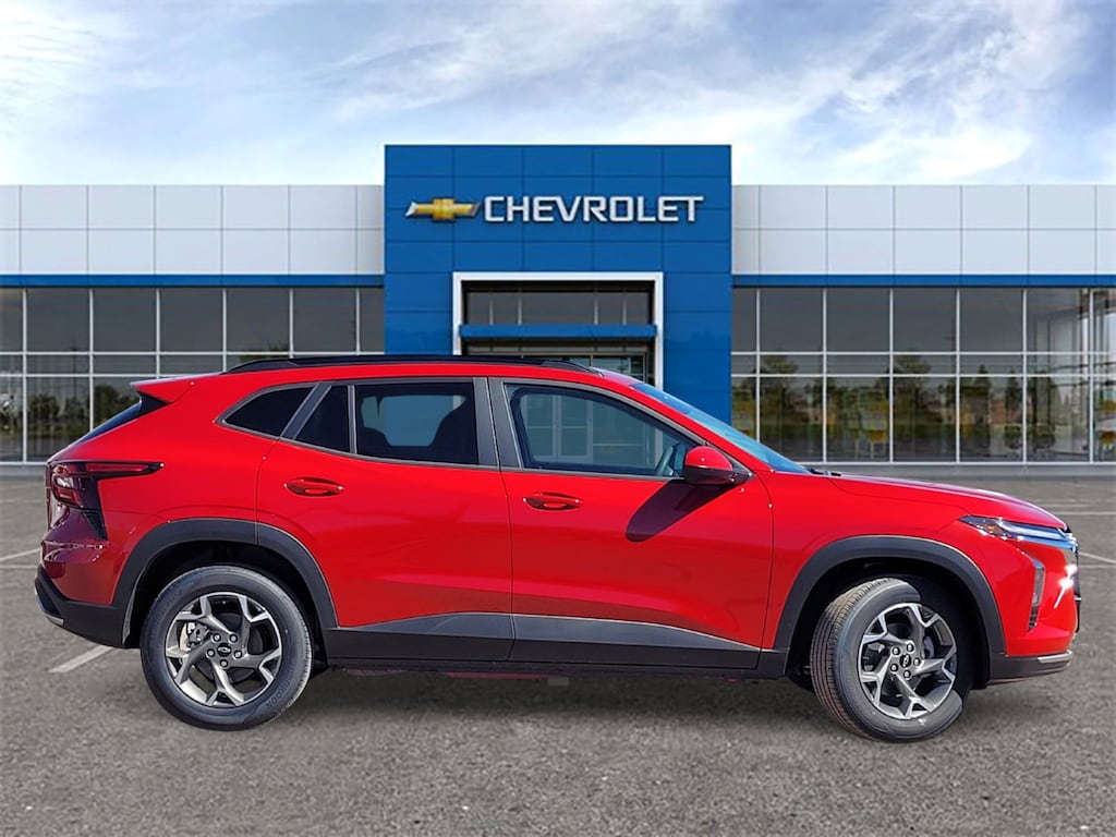 New 2026 Chevrolet Trax LT SUV