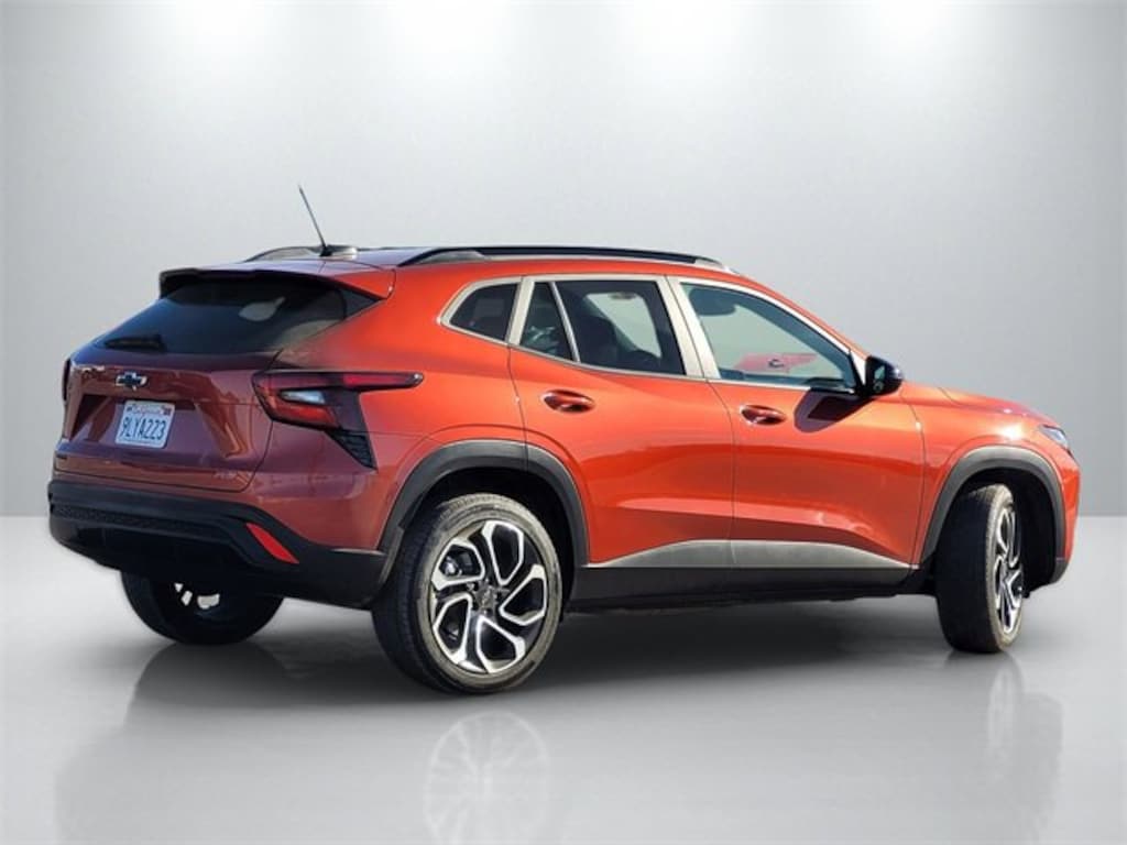 Used 2024 Chevrolet Trax 2RS SUV