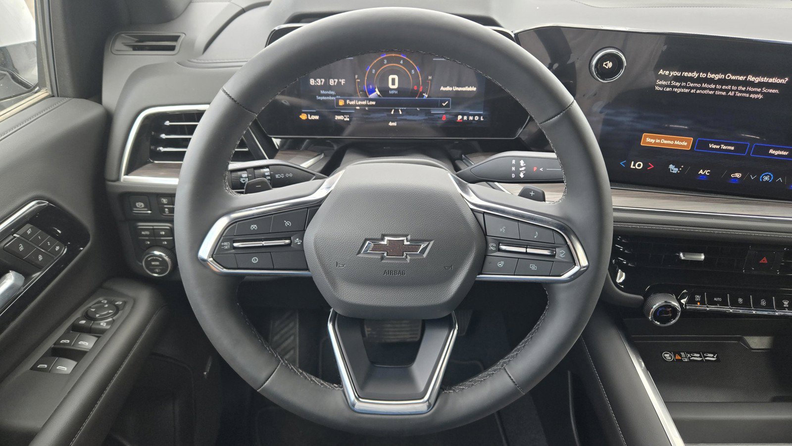 2026 Chevrolet Tahoe Z71 - Photo 19