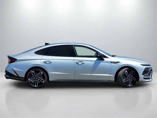 2024 Hyundai Sonata N Line photo 3