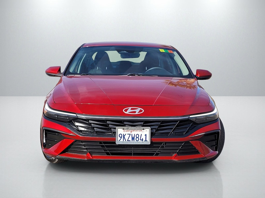 Used 2024 Hyundai Elantra SE Sedan