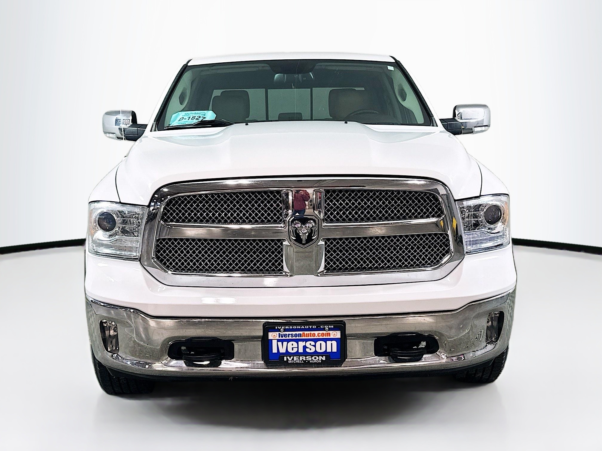 Used 2017 RAM Ram 1500 Pickup Laramie with VIN 1C6RR7NT5HS660955 for sale in Huron, SD