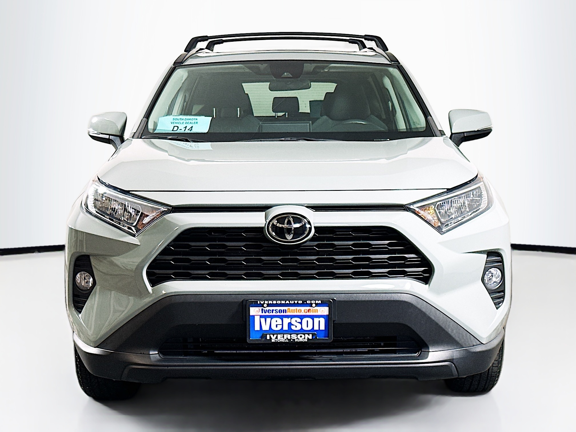 Used 2021 Toyota RAV4 XLE with VIN 2T3P1RFV1MW204729 for sale in Mitchell, SD