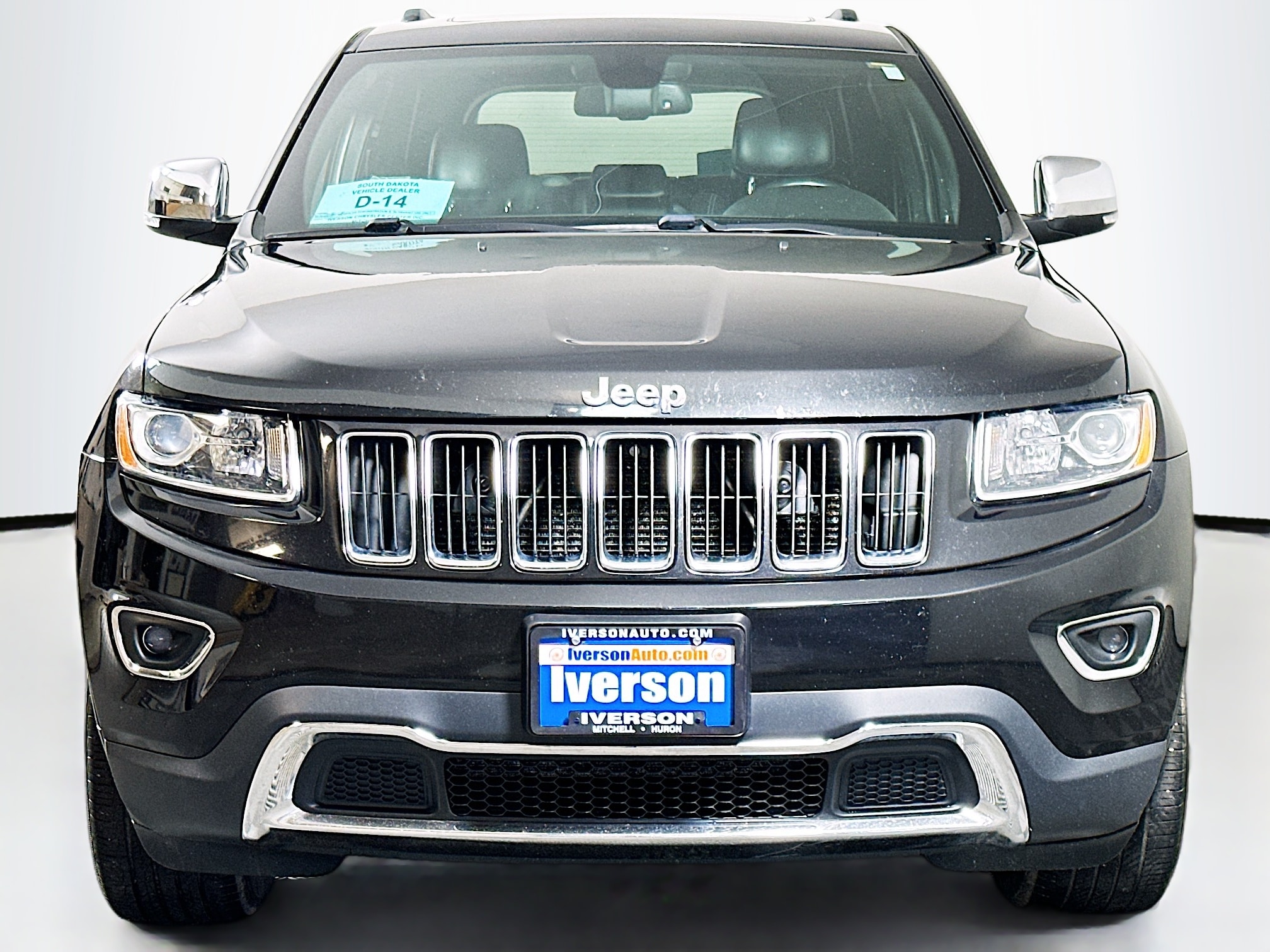 Used 2015 Jeep Grand Cherokee Limited with VIN 1C4RJFBG6FC738961 for sale in Mitchell, SD