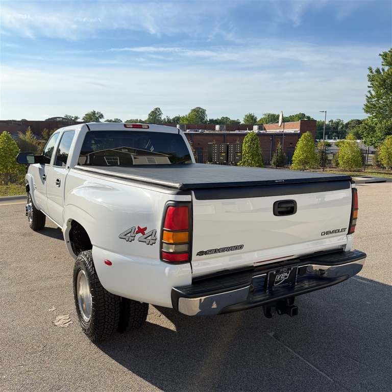 2005 Chevrolet Silverado 3500 LT - Photo 6