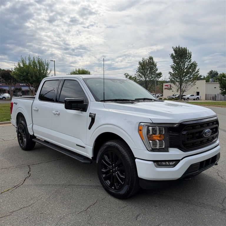 2023 Ford F-150 XLT - Photo 7