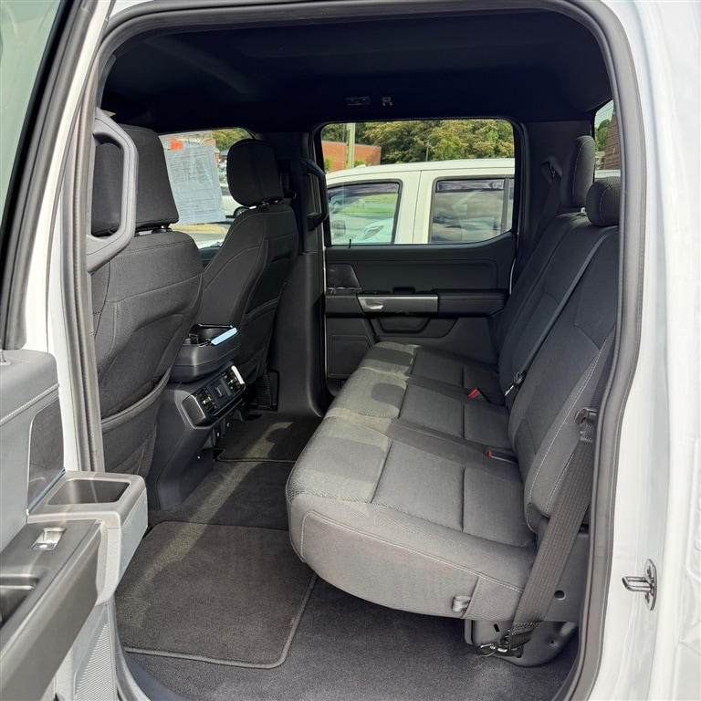 2023 Ford F-150 XLT - Photo 11