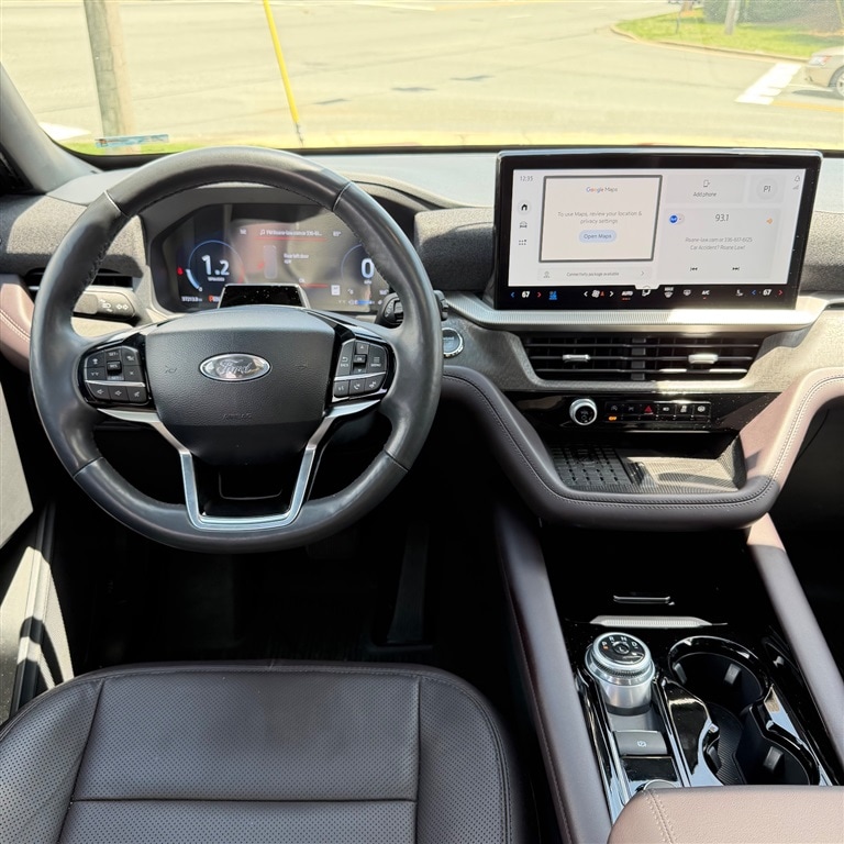 2025 Ford Explorer Platinum - Photo 14