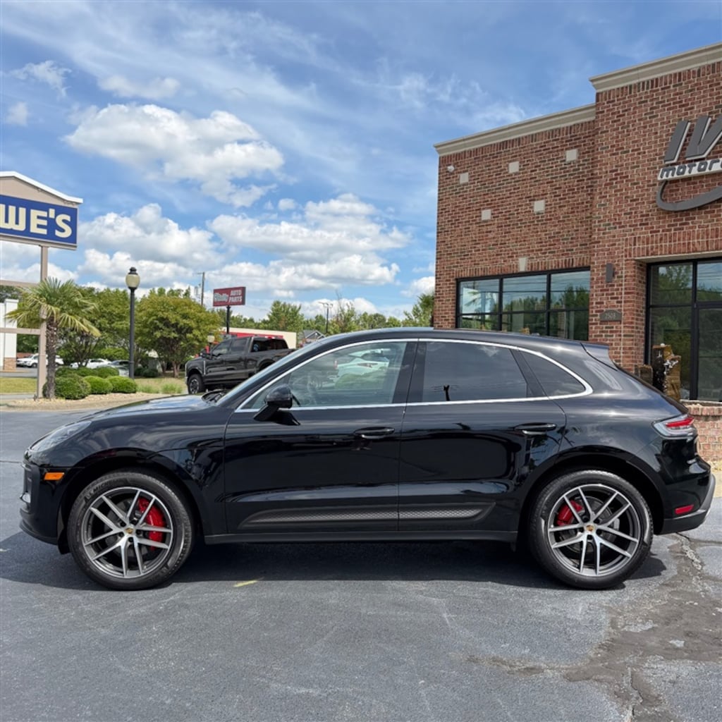 Used 2023 Porsche Macan S SPORT UTILITY 4-DR