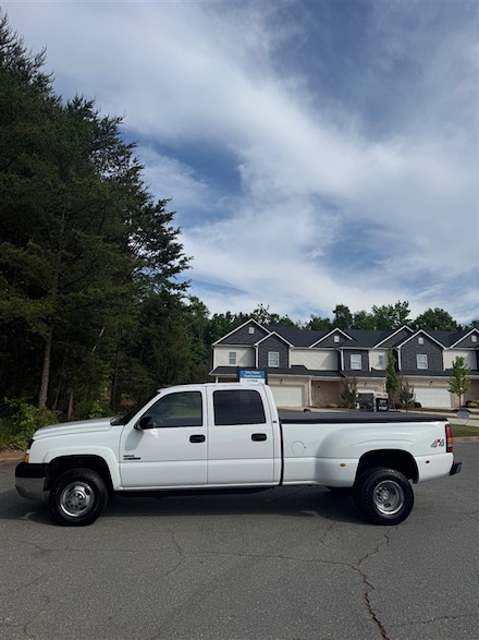 2005 Chevrolet Silverado 3500 LT 4WD CREW CAB PICKUP 4-DR