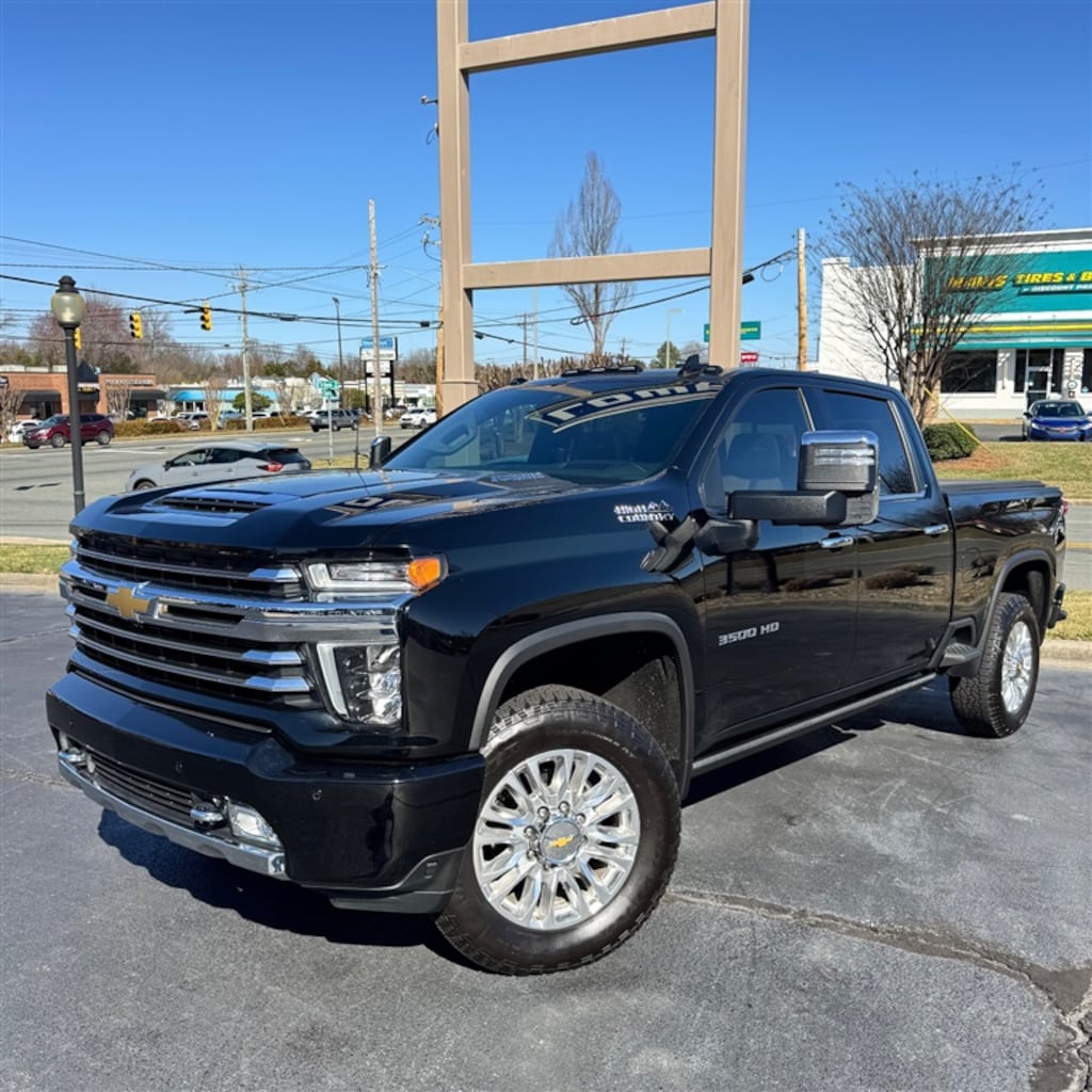 Used 2022 Chevrolet Silverado 3500 High Country Crew Cab 4WD CREW CAB PICKUP 4-DR