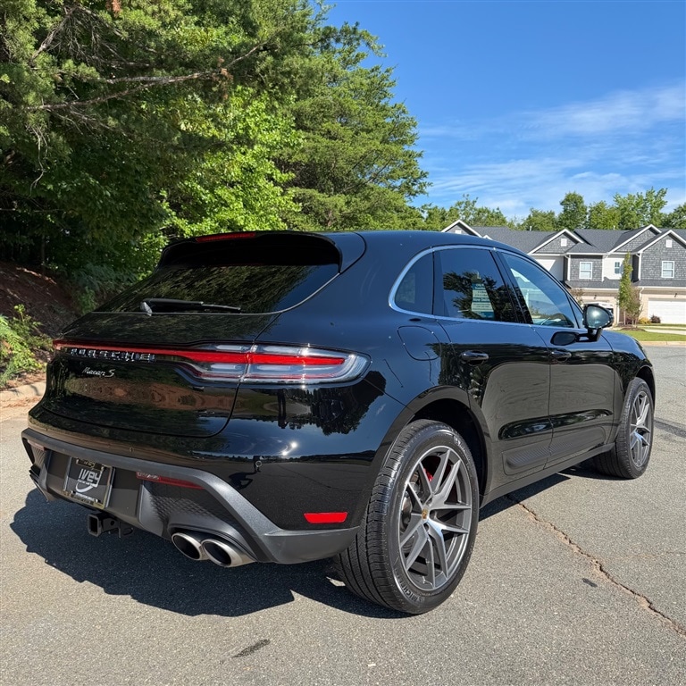2023 Porsche Macan S - Photo 10