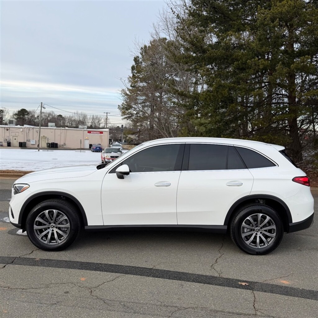 Used 2025 Mercedes-Benz GLC300 4matic Hybrid SPORT UTILITY 4-DR