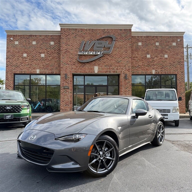 2018 Mazda MX-5 Miata Miata RF Grand Touring photo 2