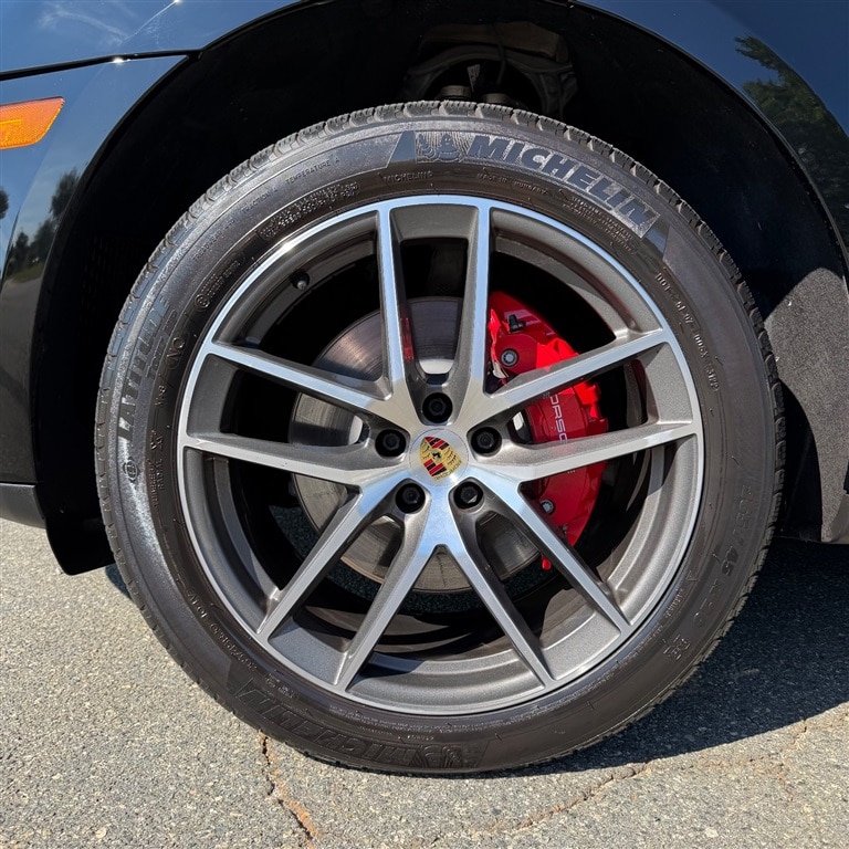 2023 Porsche Macan S - Photo 22