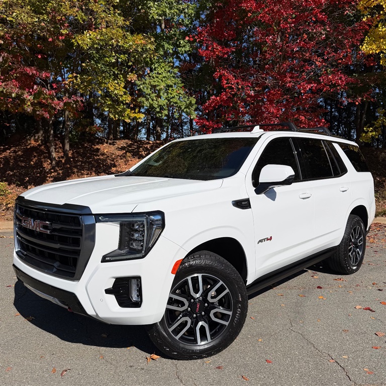 2024 GMC Yukon AT4 4WD