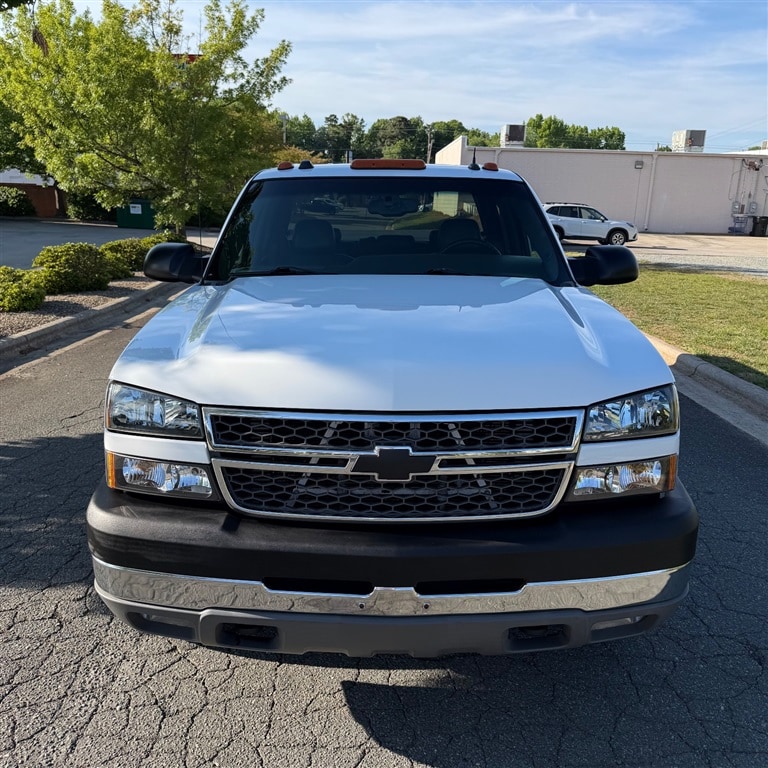 2005 Chevrolet Silverado 3500 LT - Photo 11