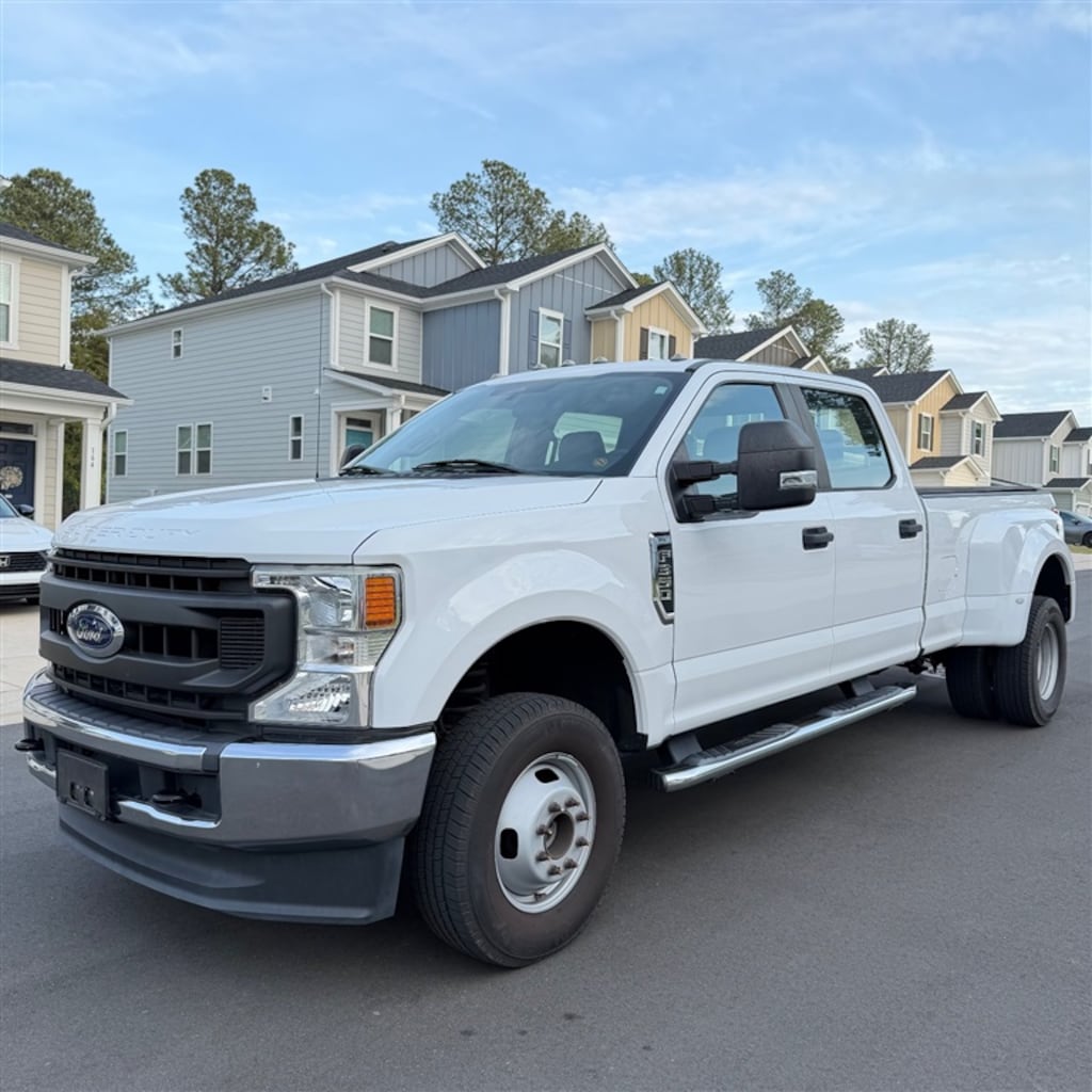 Used 2020 Ford F-350 SD XL Crew Cab DRW 4X4 CREW CAB PICKUP 4-DR
