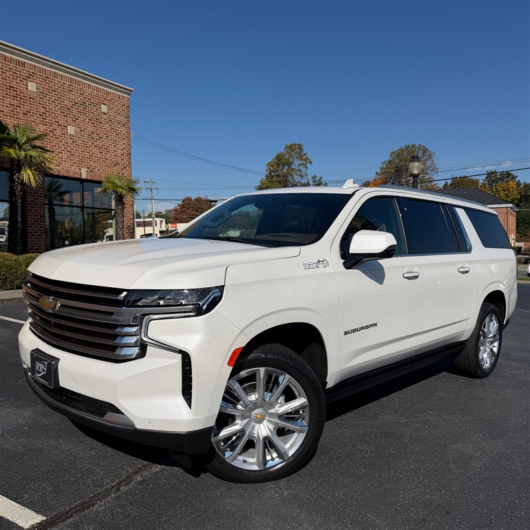 Used 2023 Chevrolet Suburban High Country 4WD SPORT UTILITY 4-DR