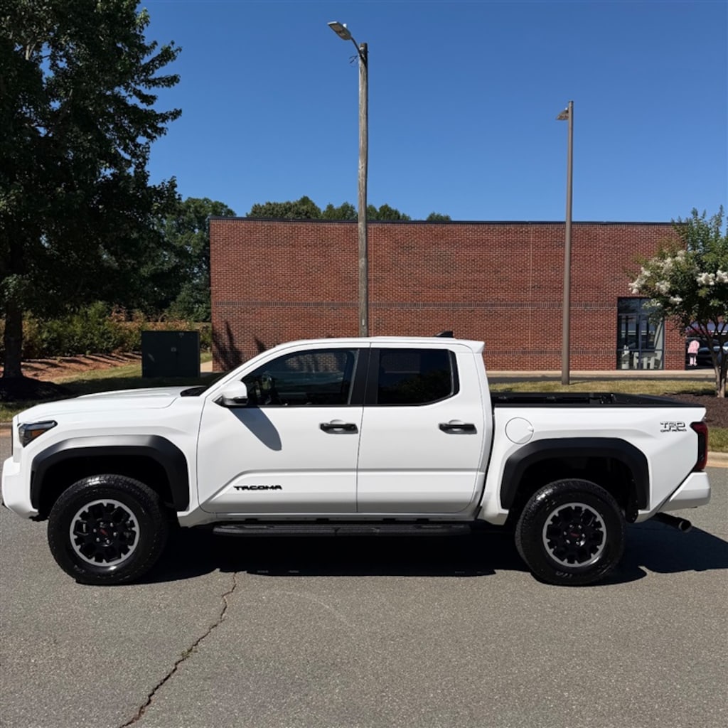 Used 2025 Toyota Tacoma TRD Offroad 4WD EXTENDED CAB PICKUP 2-DR