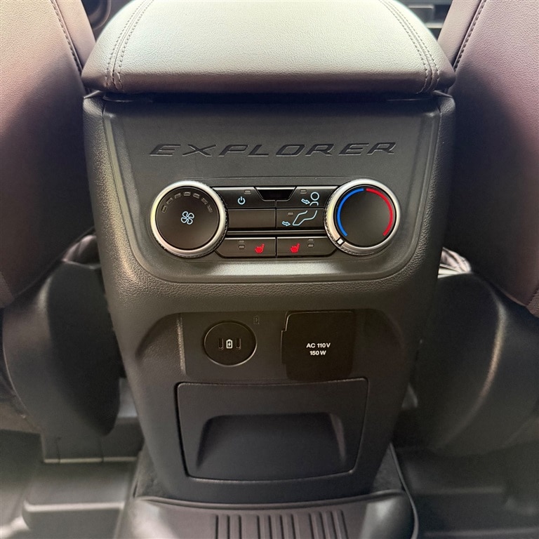 2025 Ford Explorer Platinum - Photo 23