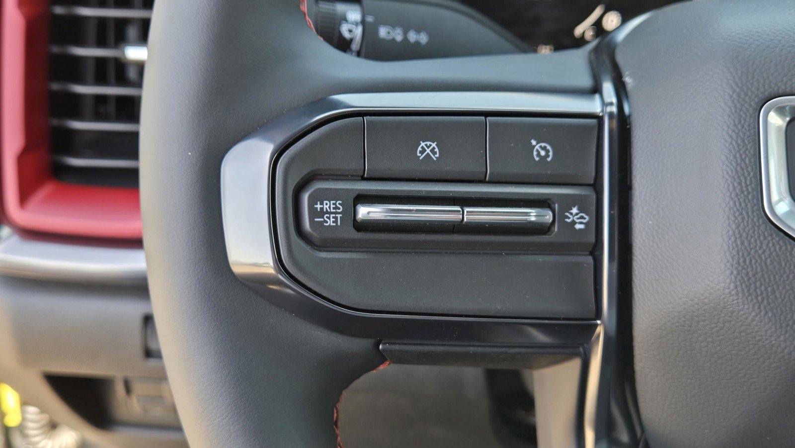 2026 GMC Canyon AT4X - Photo 16