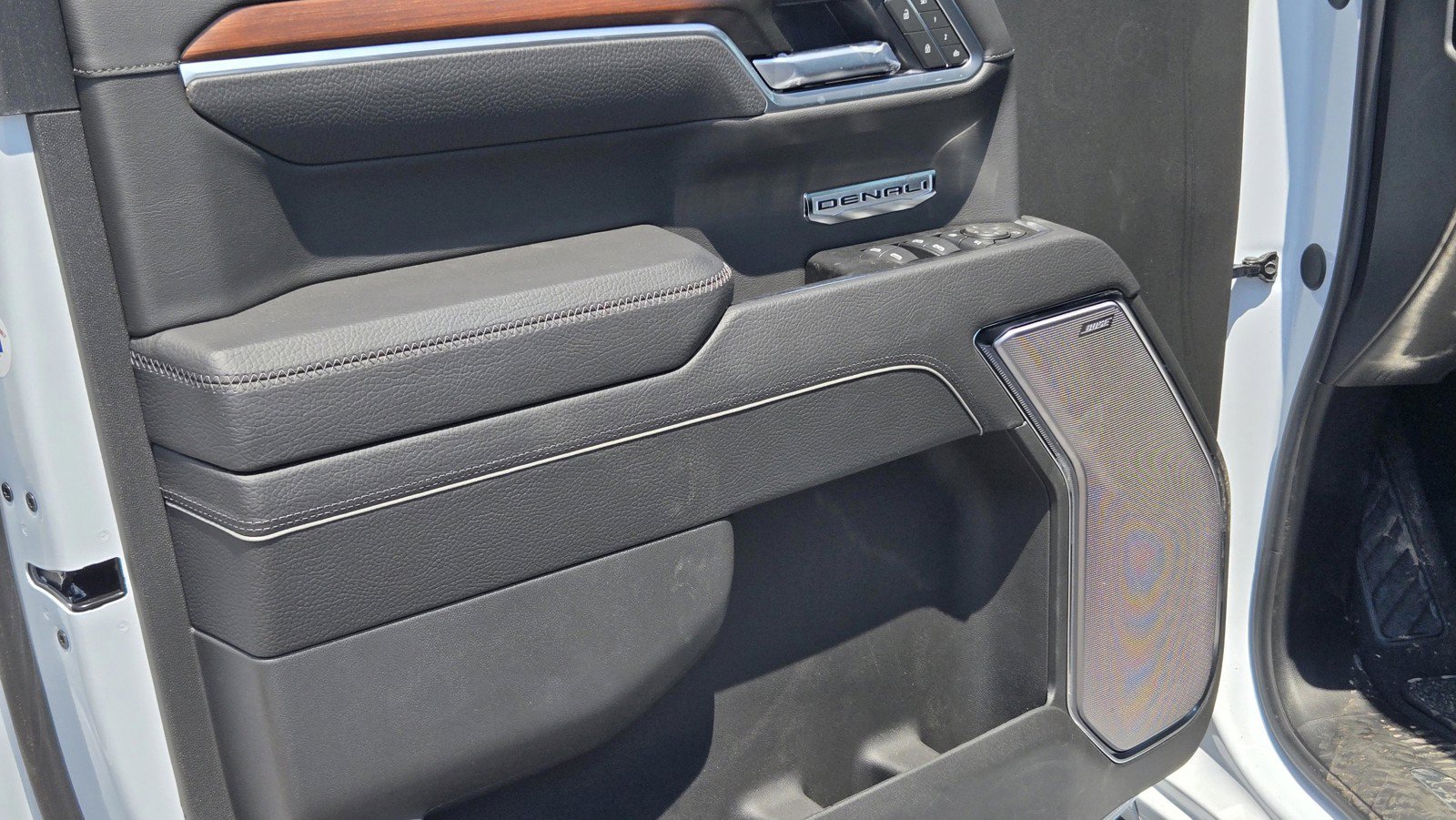 2026 GMC Sierra 1500 Denali - Photo 13