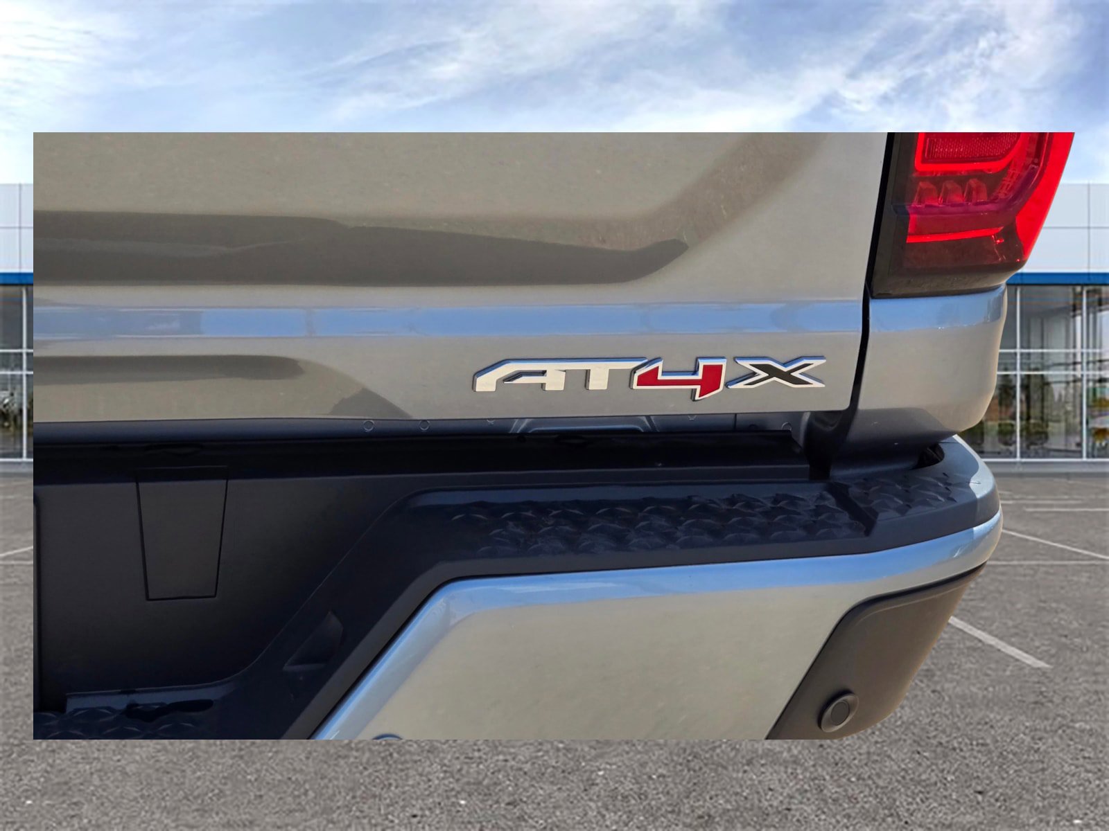 2026 GMC Canyon AT4X - Photo 6