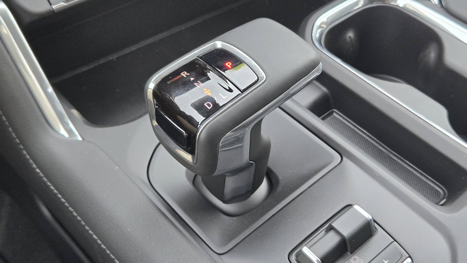 2026 GMC Sierra 1500 Denali - Photo 18