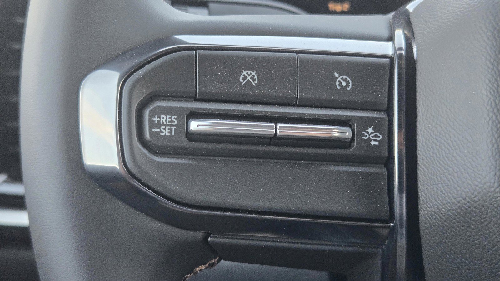 2026 GMC Canyon AT4 - Photo 14