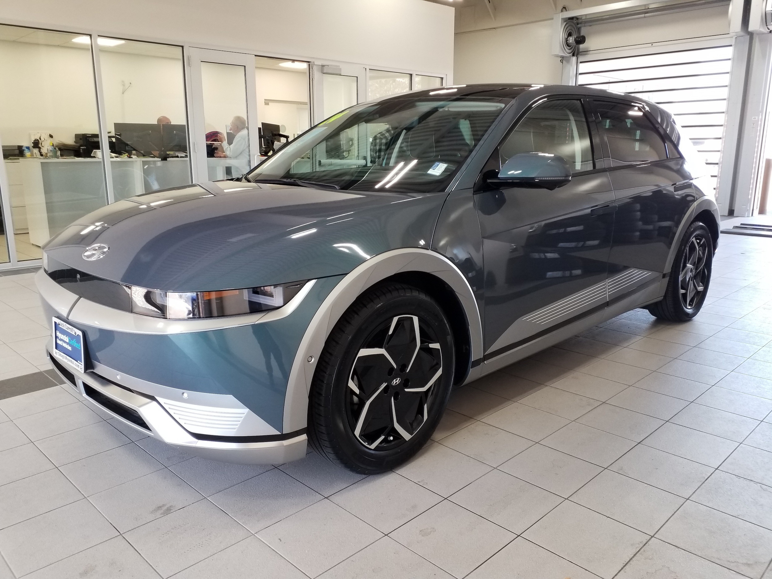Certified 2024 Hyundai IONIQ 5 Limited with VIN KM8KR4DEXRU281155 for sale in Burlington, WA