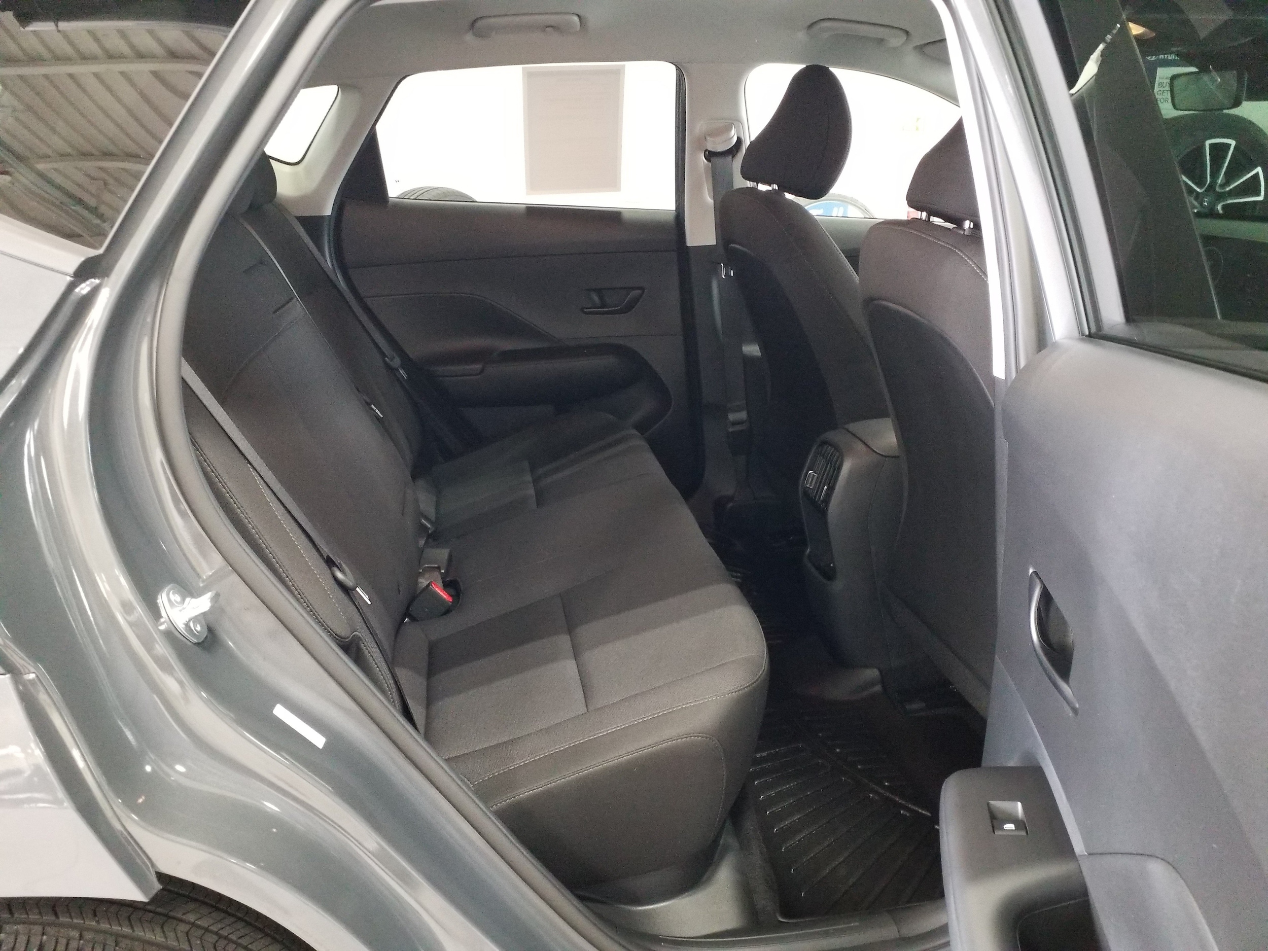 2024 Hyundai Kona EV SEL - Photo 16