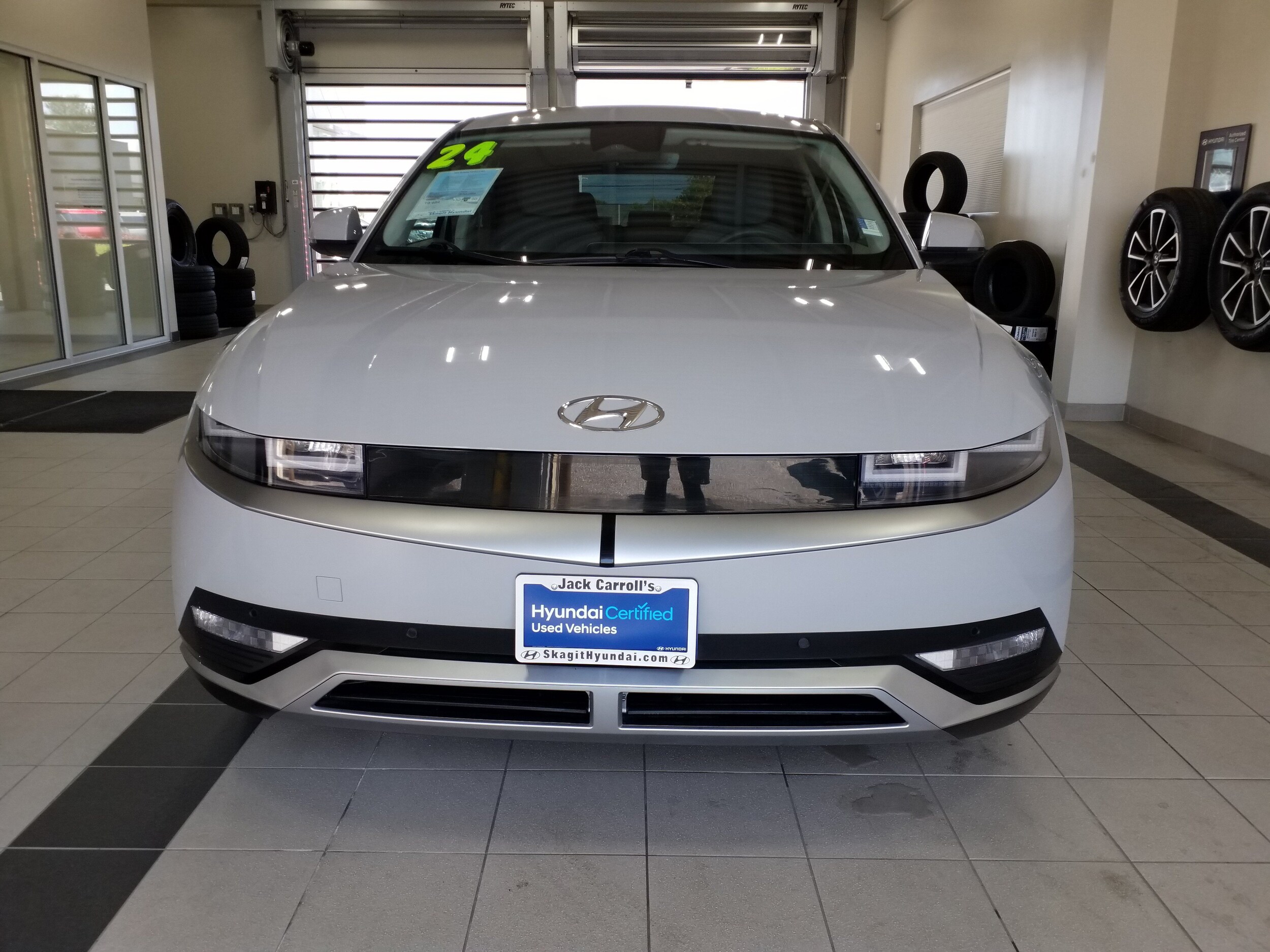 2024 Hyundai IONIQ 5 SEL - Photo 17