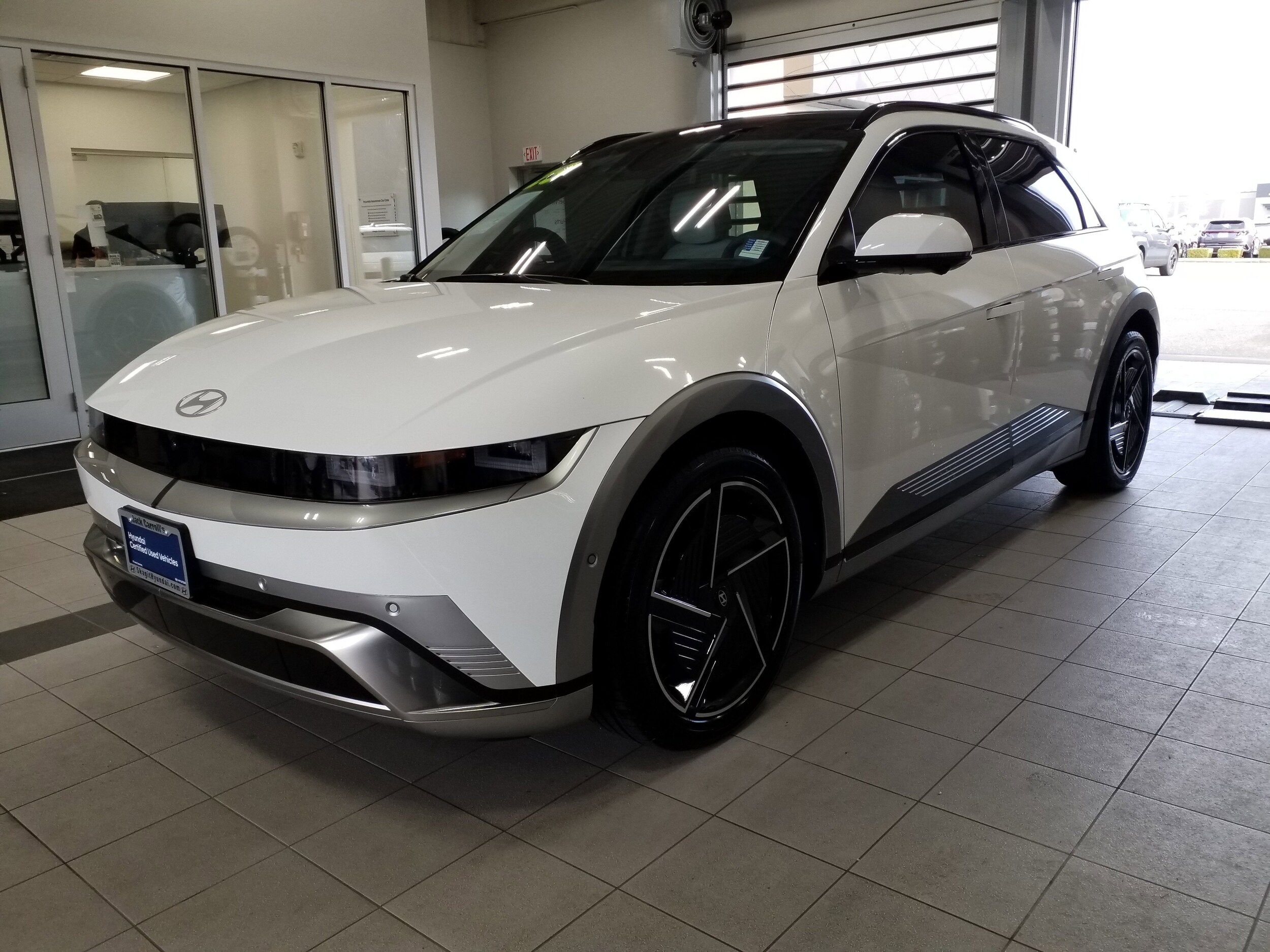 2025 Hyundai Ioniq 5 Limited photo 2