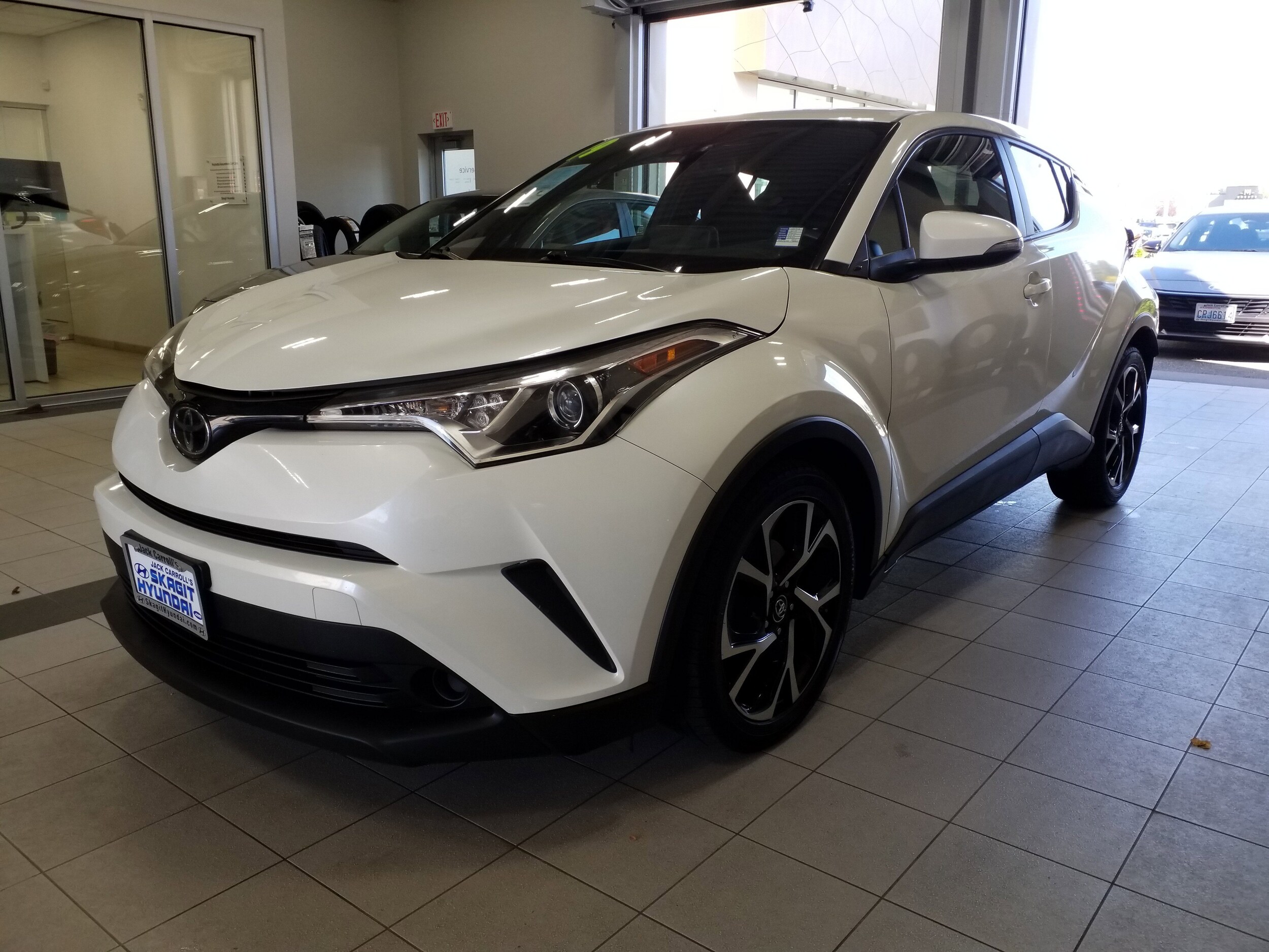 2019 Toyota C-HR XLE Limited photo 2