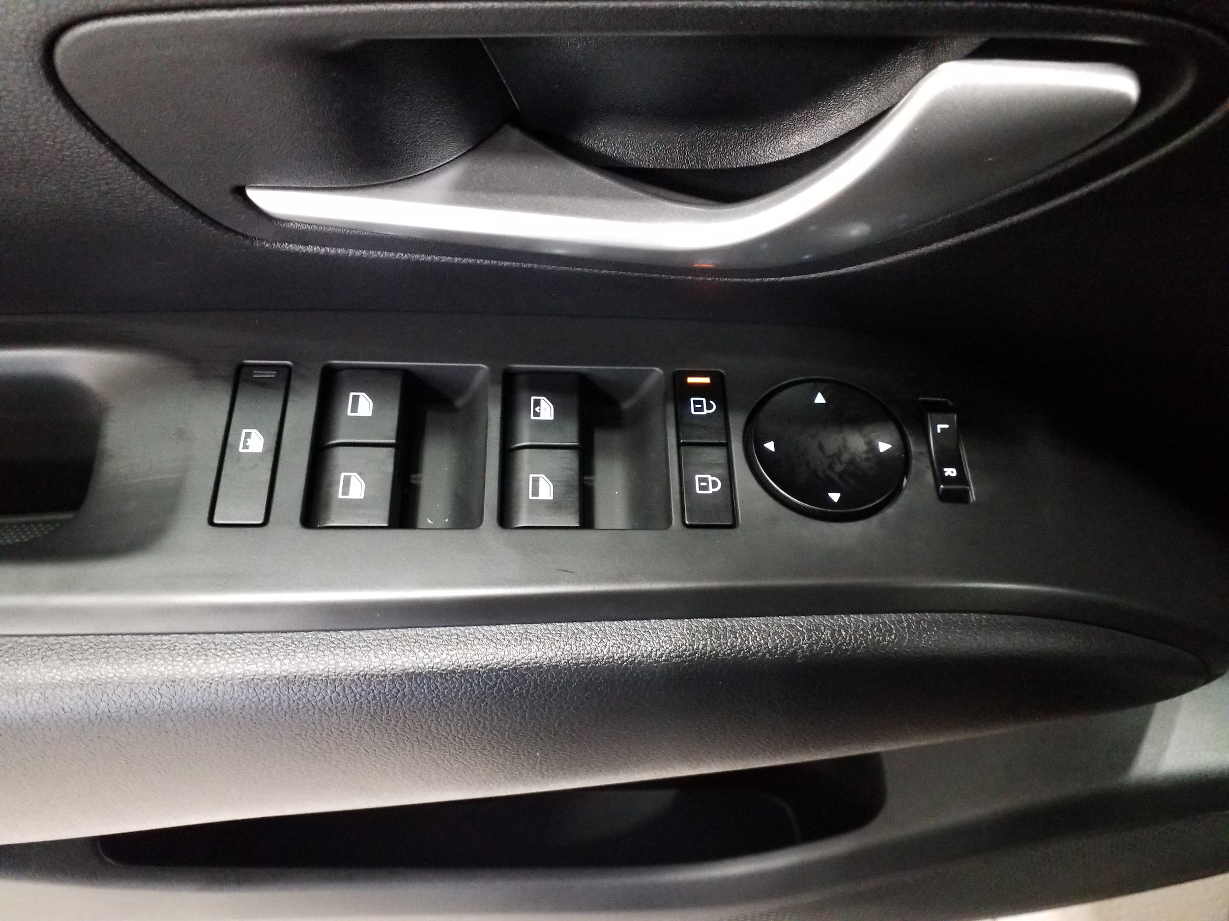 2026 Hyundai Tucson Blue SE - Photo 11