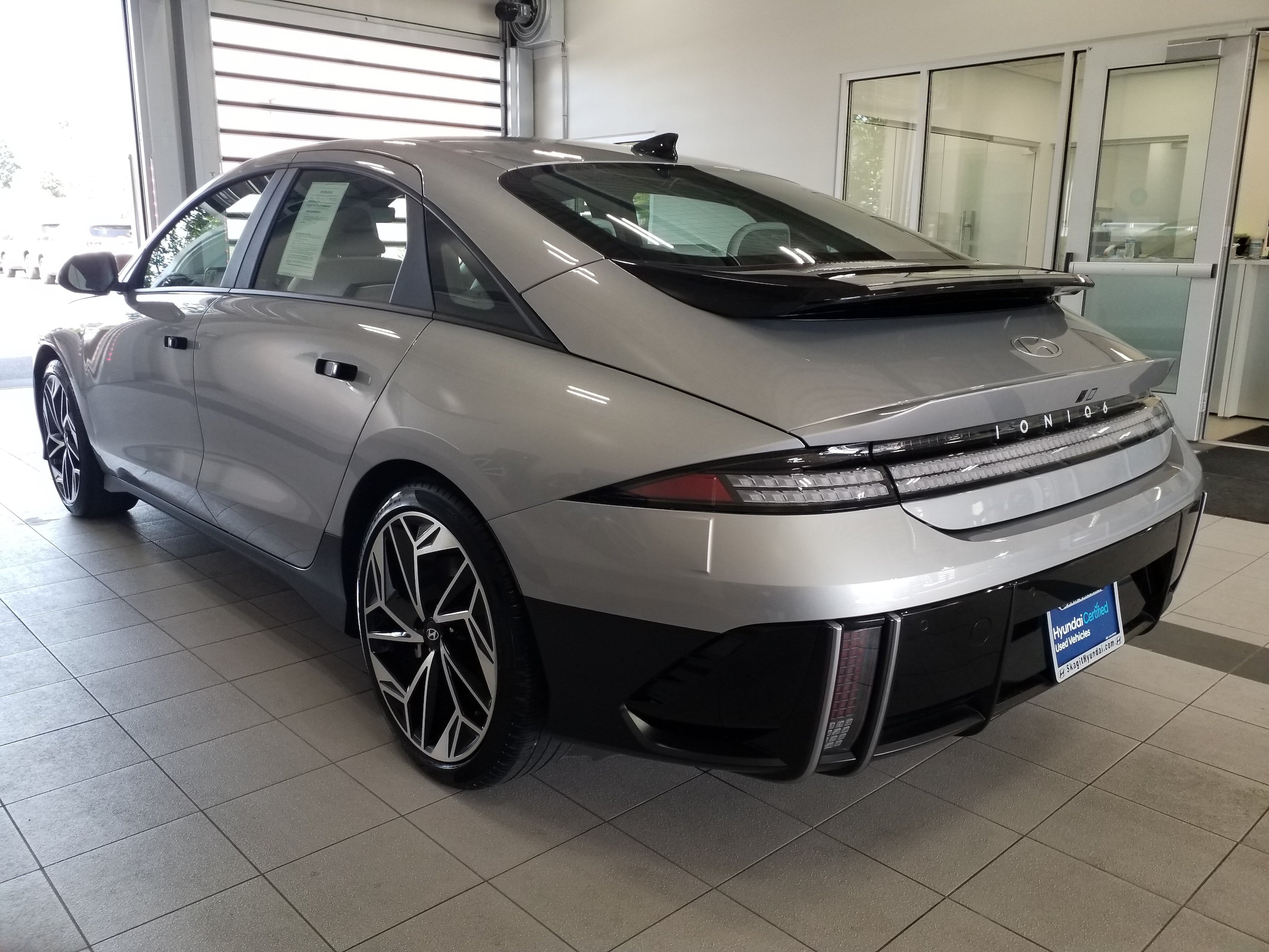 2024 Hyundai IONIQ 6 SEL - Photo 17