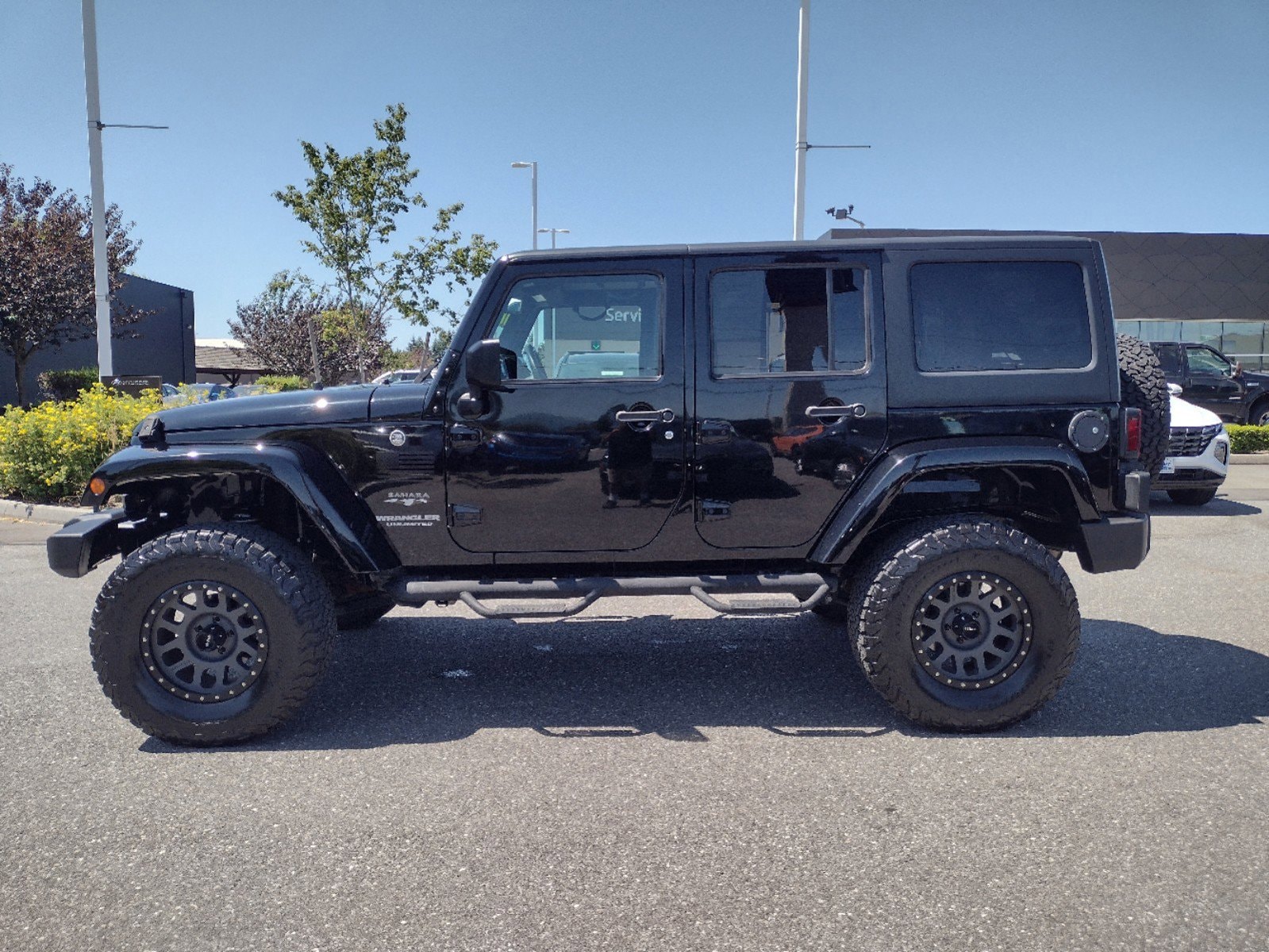 Used 2017 Jeep Wrangler Unlimited Sahara with VIN 1C4BJWEG7HL724468 for sale in Burlington, WA