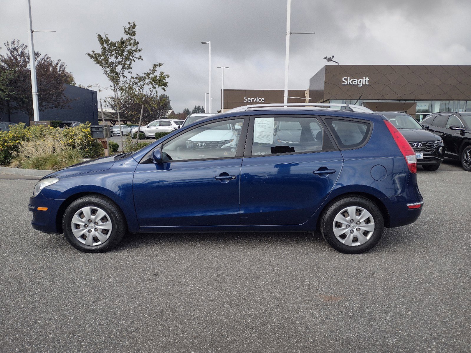 Used 2011 Hyundai Elantra Touring GLS with VIN KMHDC8AE3BU098286 for sale in Burlington, WA