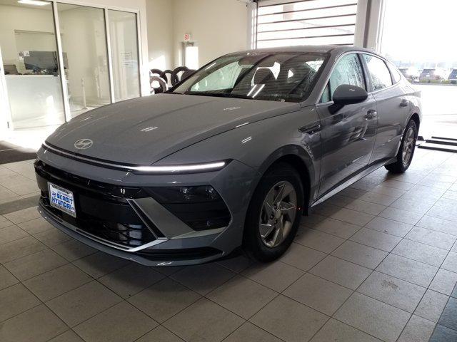 New 2027 Hyundai Sonata SE Sedan