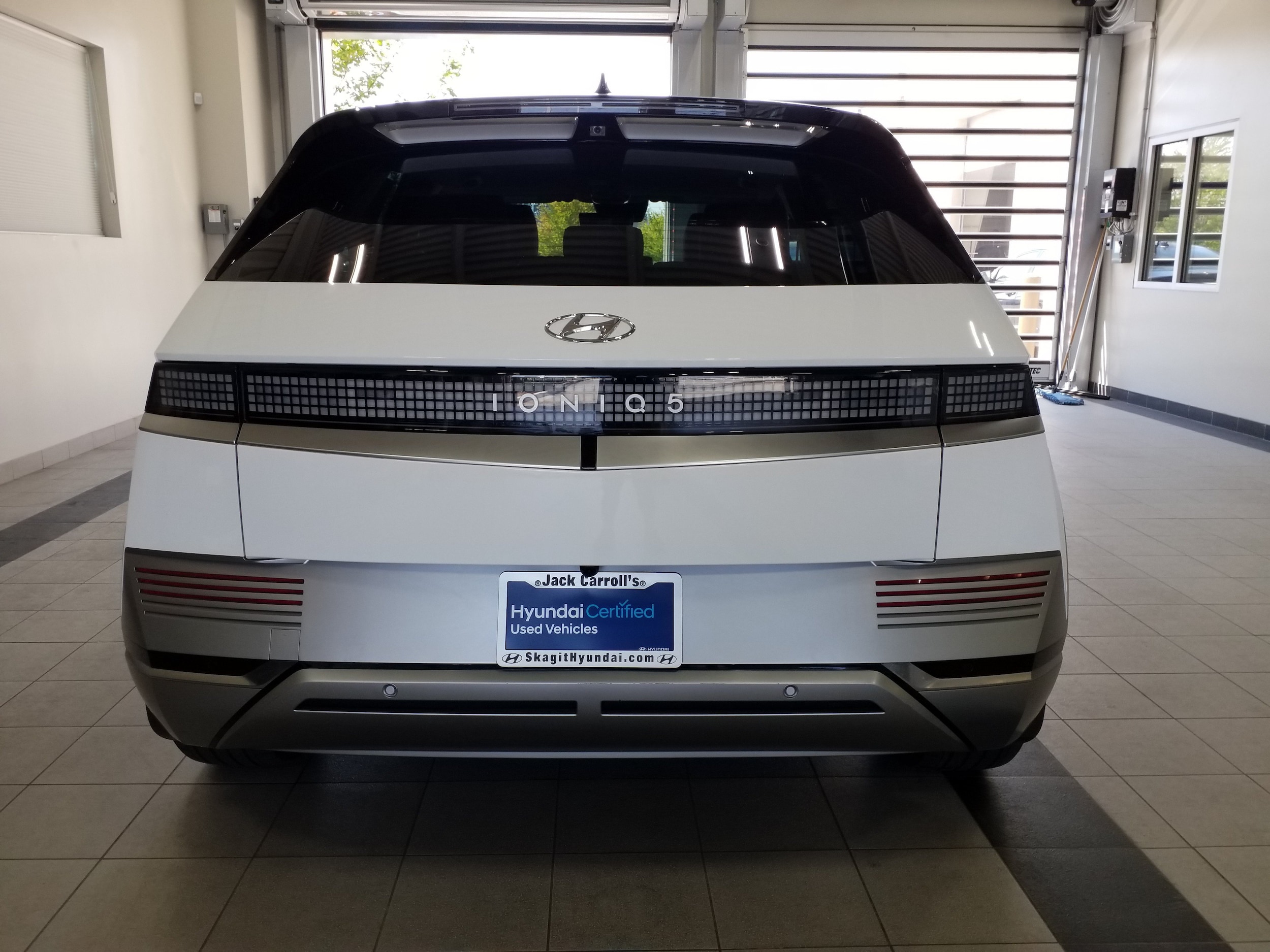 2024 Hyundai IONIQ 5 Limited - Photo 20
