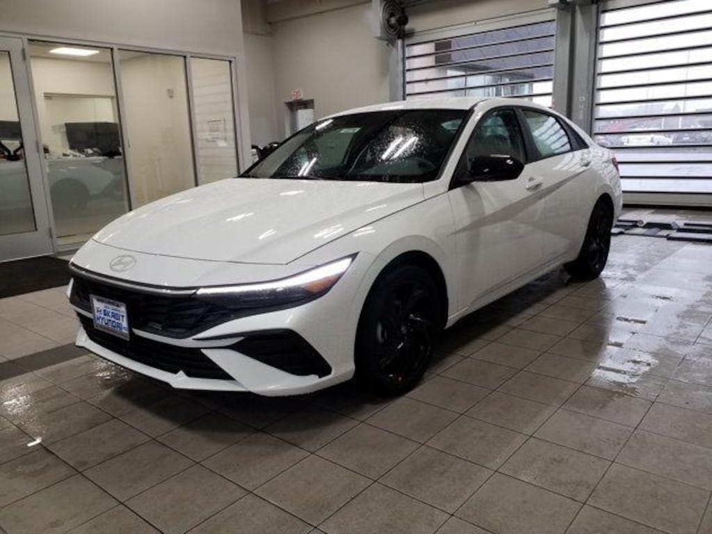 New 2026 Hyundai Elantra SEL Sport Sedan
