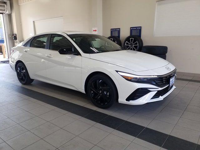 2026 Hyundai Elantra 2.0 SEL Sport Premium's photo