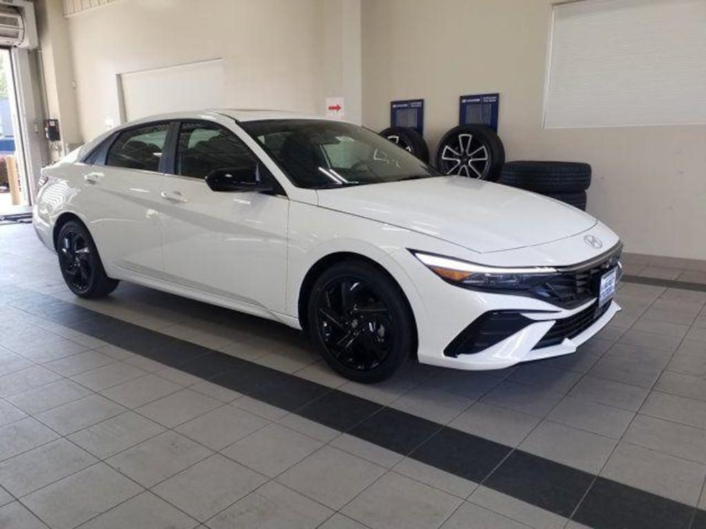 New 2026 Hyundai Elantra SEL Sport Premium Sedan